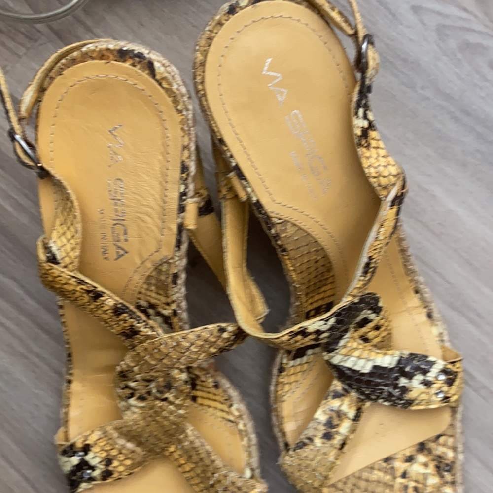 Wedges - Picture 4 of 8